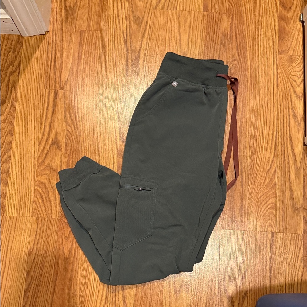 Figs Women's Bonsai Zamora High-waisted Scrub Joggers
